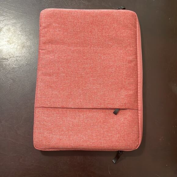 MacBook New Pro 13” shell with red soft case - Picture 3 of 5